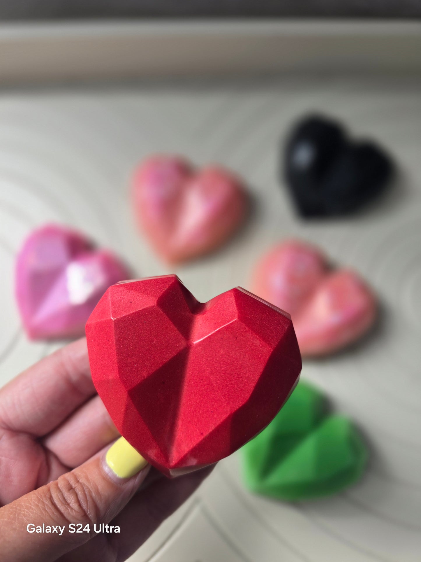 GEO HEART SHAPE WAX