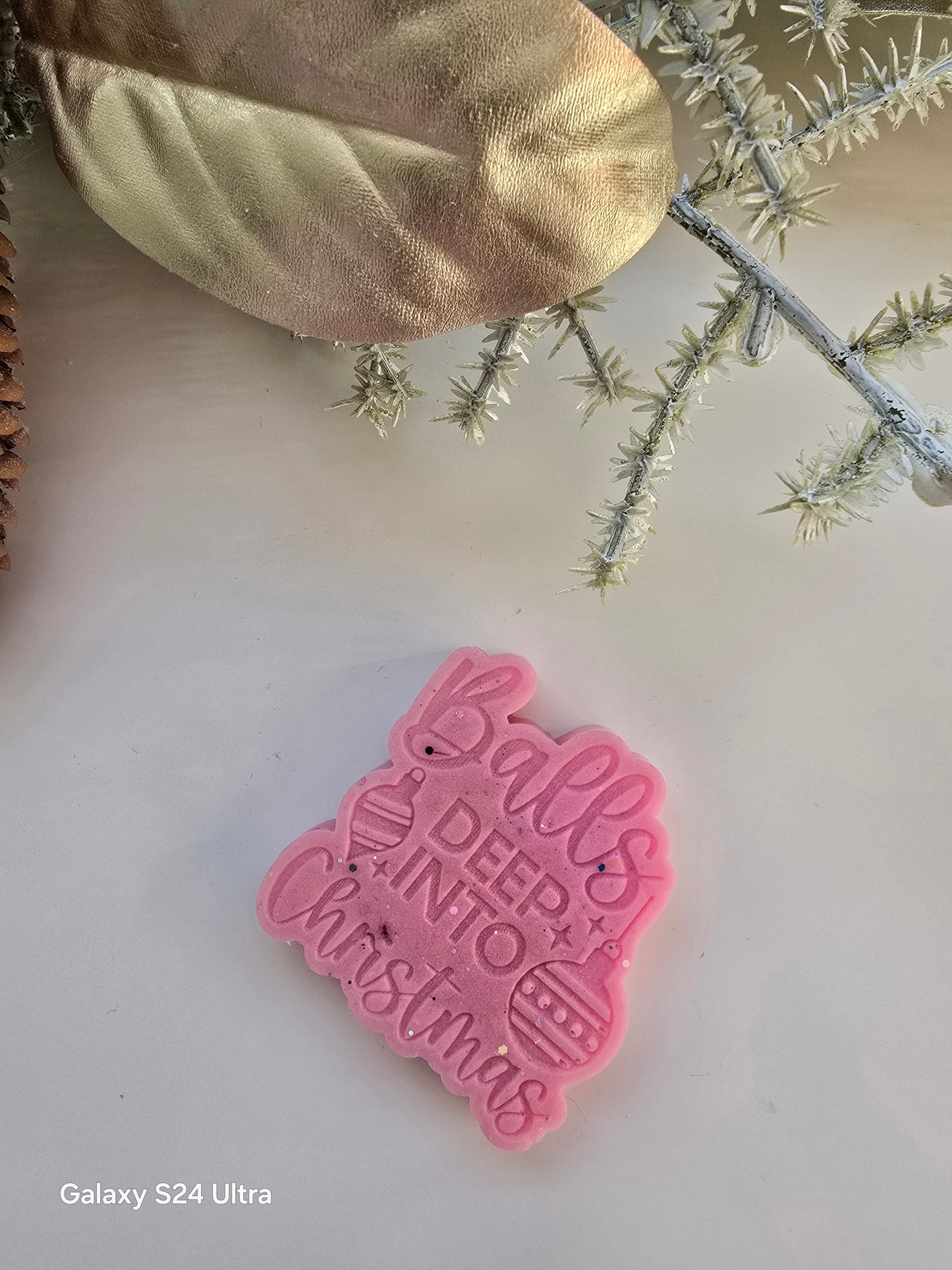 "SPUN SUGAR & FESTIVE FRUITS " BALLS DEEP INTO CHRISTMAS