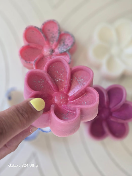 FLOWER SHAPE WAX