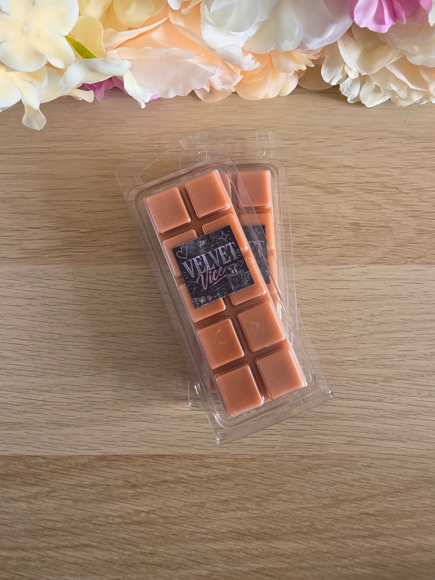 Velvet Vice Snap Bar