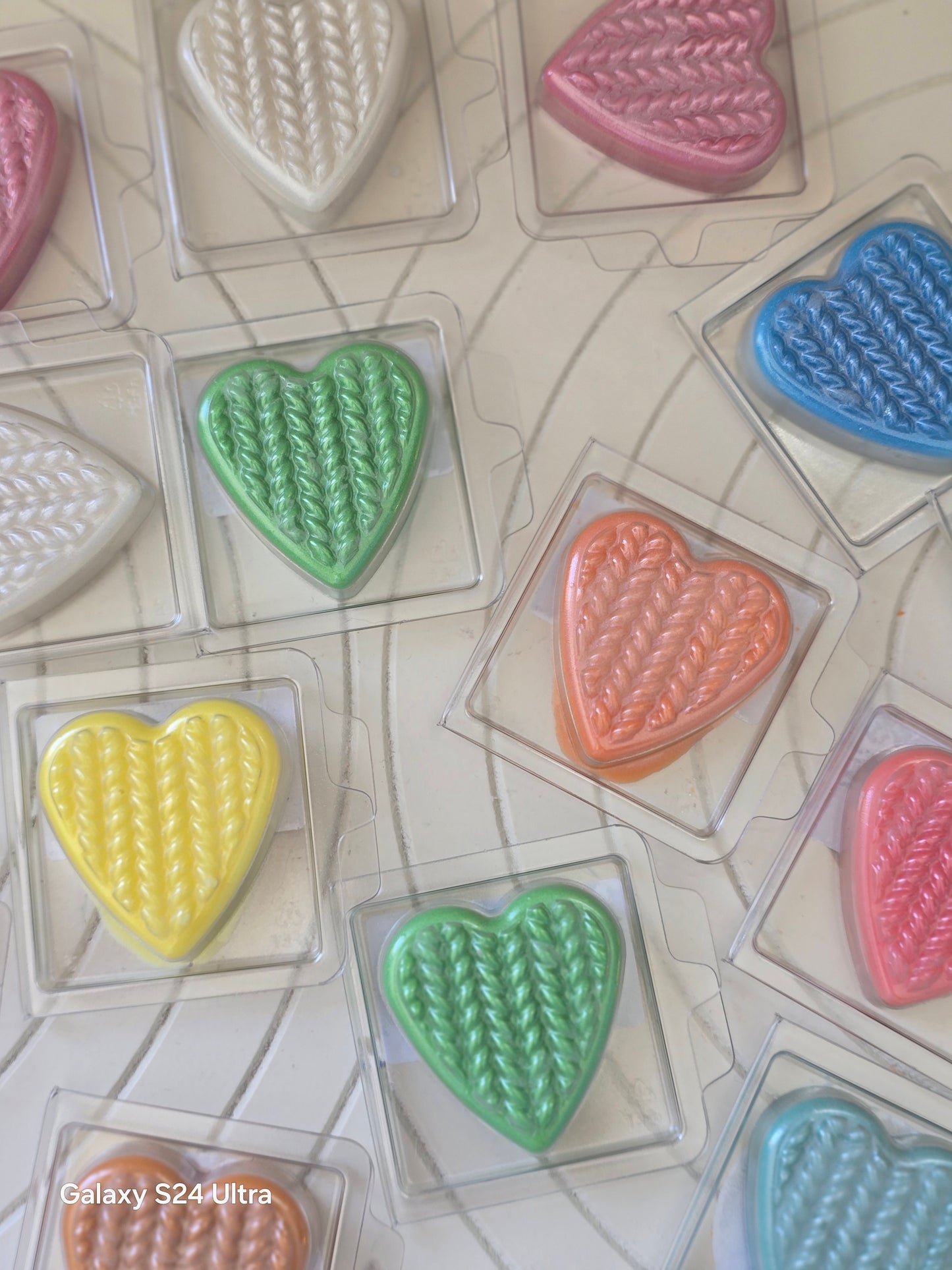 SAMPLE HEARTS LAUNDRY / CLEAN INSPIRED